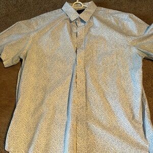 UNTUCKit Light Blue Patterned Casual Shirt